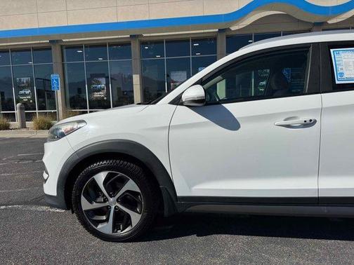 2016 Hyundai TUCSON Sport