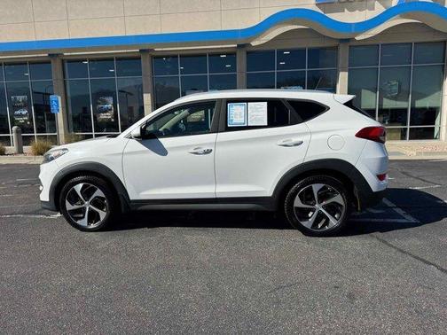 2016 Hyundai TUCSON Sport