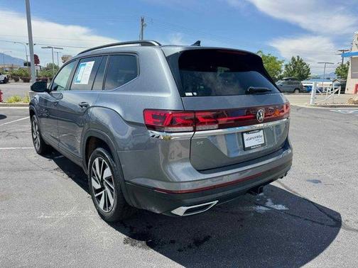 2024 Volkswagen Atlas 2.0T SE
