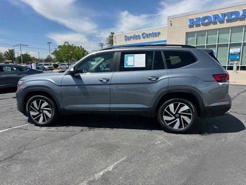 2024 Volkswagen Atlas 2.0T SE