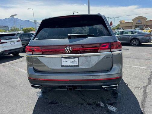 2024 Volkswagen Atlas 2.0T SE