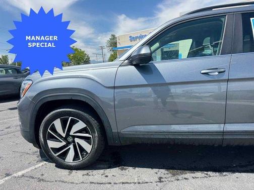 2024 Volkswagen Atlas 2.0T SE