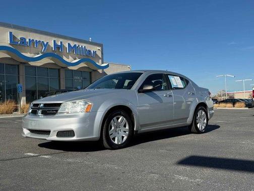 2012 Dodge Avenger SE