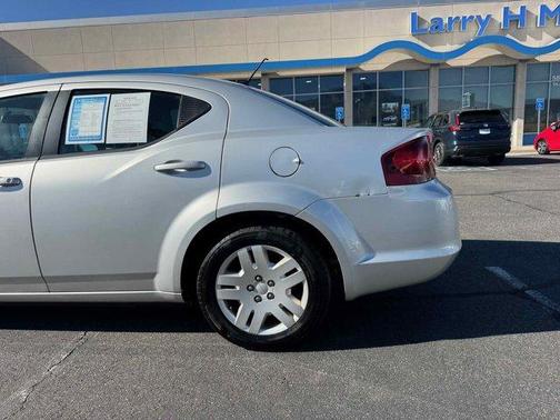 2012 Dodge Avenger SE