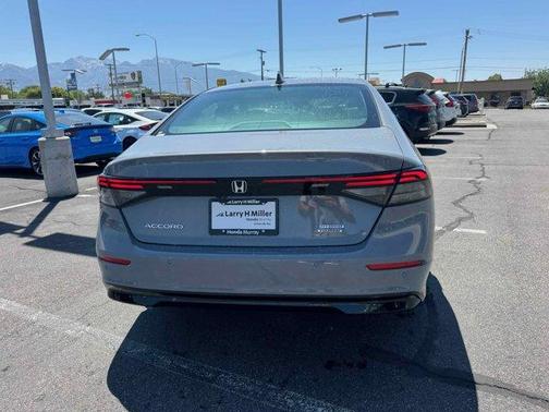 2025 Honda Accord Hybrid Touring