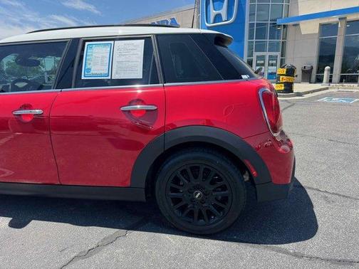 2024 MINI Hardtop Cooper