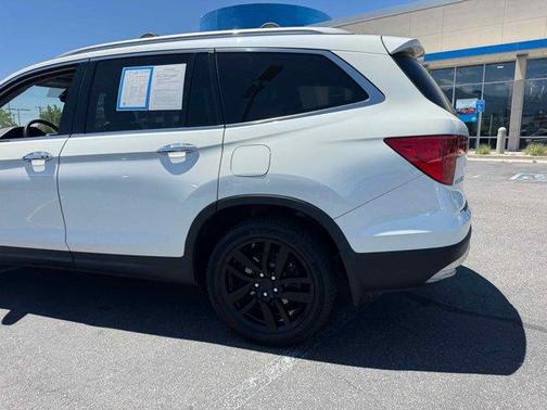 2017 Honda Pilot Elite