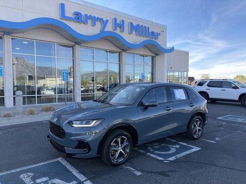 Urban Gray Pearl 2024 Honda HR-V EX-L