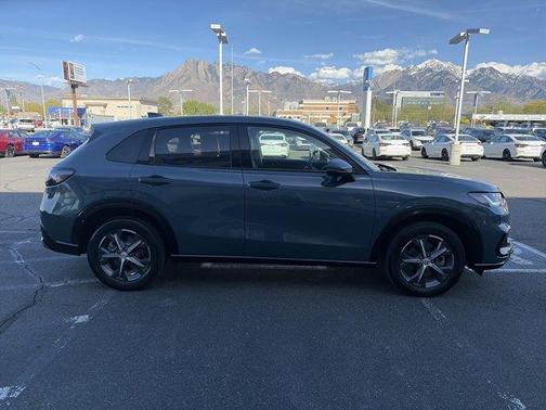 Urban Gray Pearl 2024 Honda HR-V EX-L