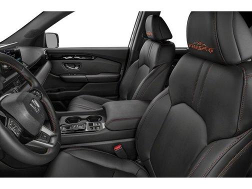 Silver Metallic 2025 Honda Pilot TrailSport