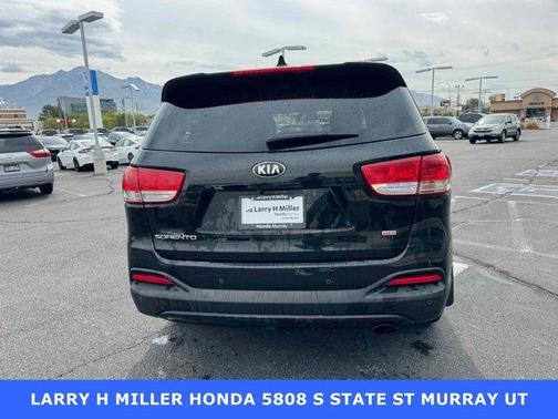2016 Kia Sorento LX