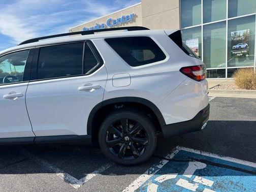 2025 Honda Pilot Black Edition