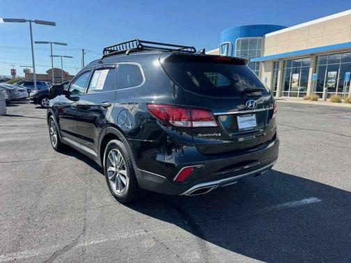 2017 Hyundai SANTA FE SE