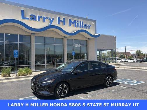 Onyx Black 2023 Hyundai ELANTRA Limited