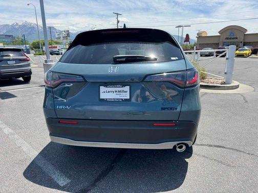 2025 Honda HR-V Sport