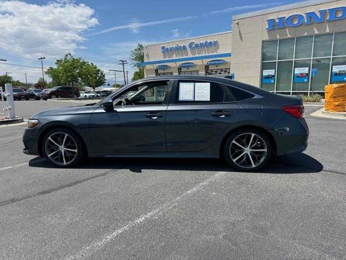 2022 Honda Civic Touring
