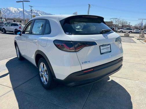 2025 Honda HR-V LX