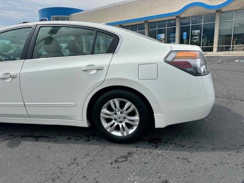 2010 Nissan Altima 2.5 S