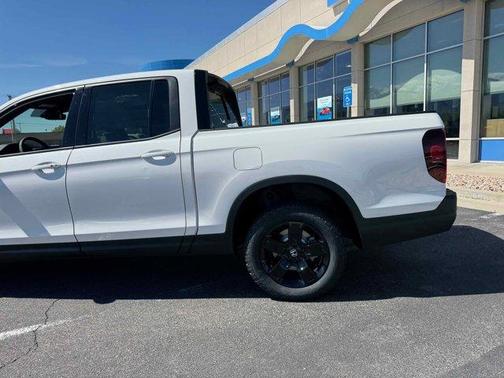 2025 Honda Ridgeline Black Edition