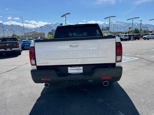 2025 Honda Ridgeline Black Edition