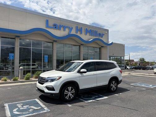 White 2017 Honda Pilot EX-L