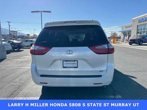 2015 Toyota Sienna L