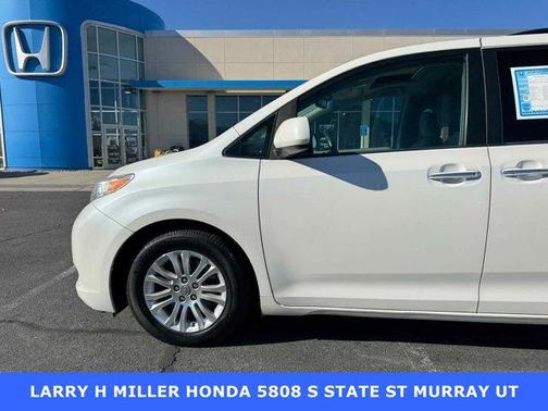 2015 Toyota Sienna L