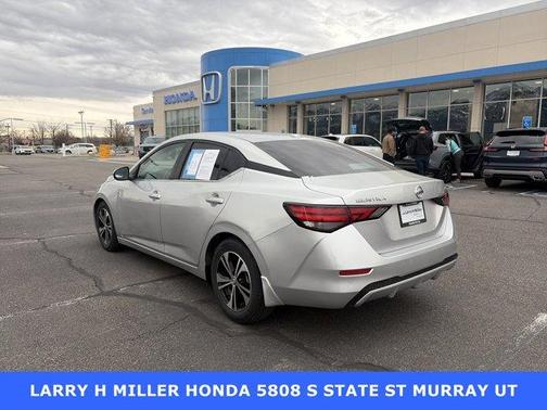 Brilliant Silver Metallic 2022 Nissan Sentra SV