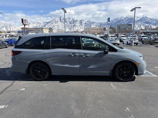 2023 Honda Odyssey Sport