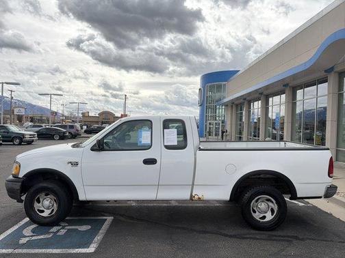 2002 Ford F-150 XL SuperCab