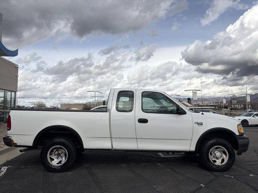 2002 Ford F-150 XL SuperCab