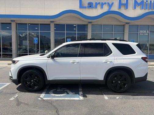 Platinum White Pearl 2025 Honda Pilot Black Edition