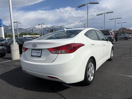 Shimmering White 2013 Hyundai ELANTRA GLS
