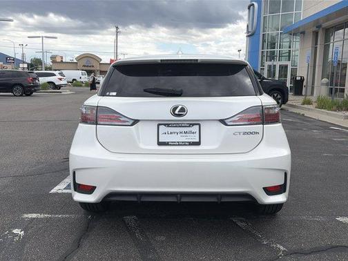 Starfire Pearl 2014 Lexus CT 200h Base