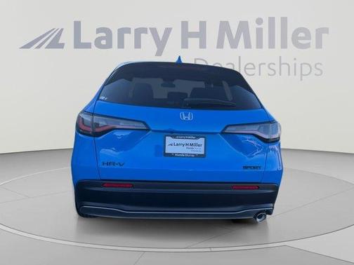 Boost Blue Pearl 2027 Honda HR-V Sport