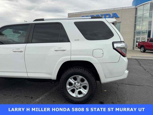 2019 Toyota 4Runner SR5