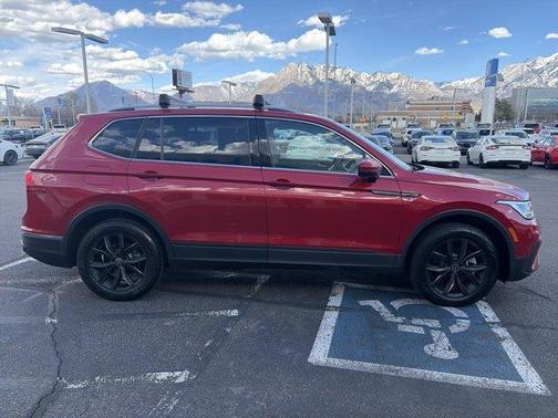 2024 Volkswagen Tiguan 2.0T SE