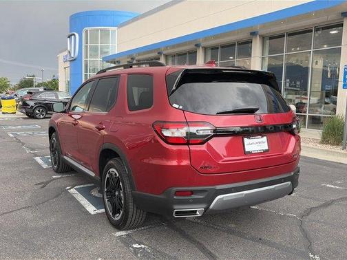 Radiant Red Metallic II 2026 Honda Pilot Touring S