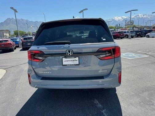 2025 Honda Odyssey Touring