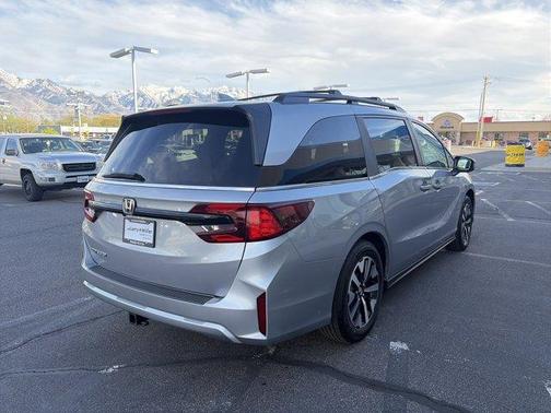 Solar Silver Metallic 2026 Honda Odyssey EX-L