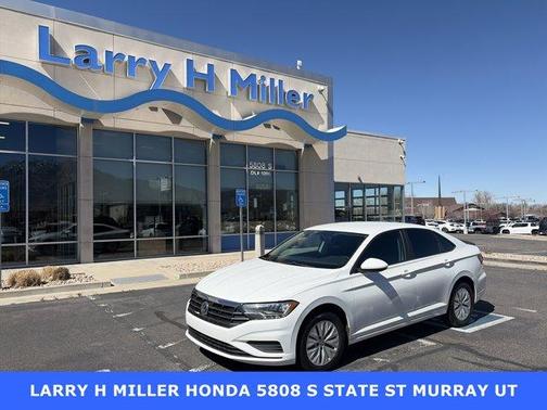 Pure White 2019 Volkswagen Jetta 1.4T S