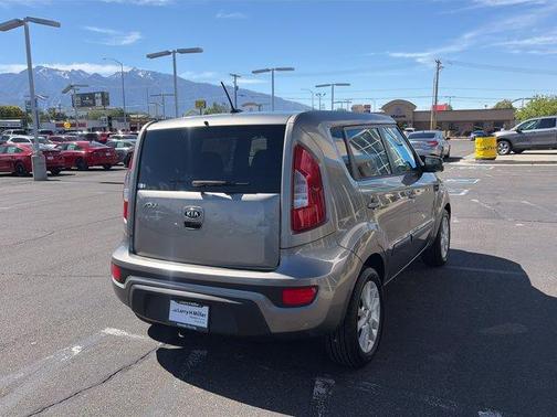 Titanium Pearl 2012 Kia Soul +