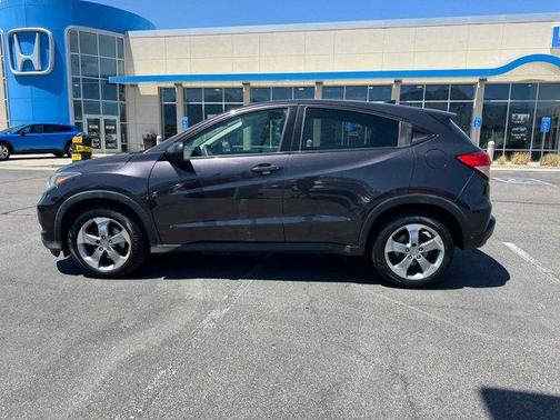 2017 Honda HR-V LX