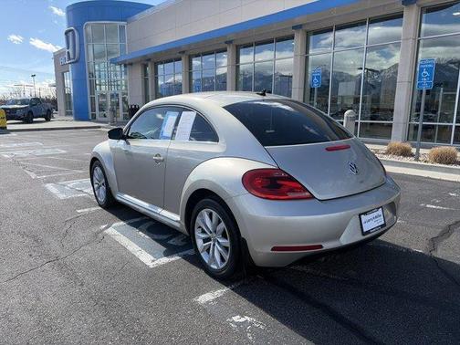 2013 Volkswagen Beetle 2.0L TDI
