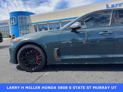 2023 Kia Stinger GT2