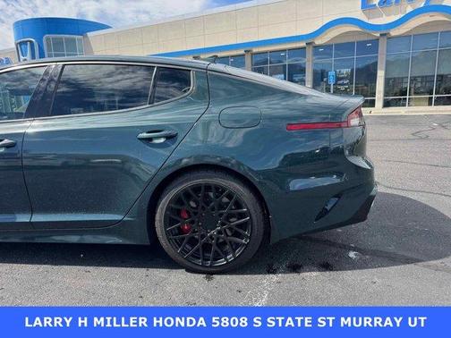 2023 Kia Stinger GT2