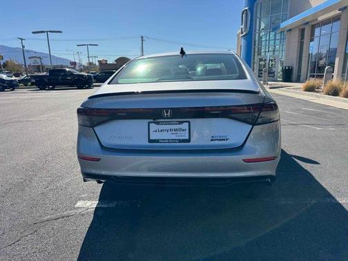 2023 Honda Accord Hybrid Sport-L