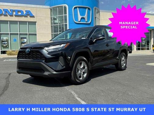 2022 Toyota RAV4 Hybrid XLE