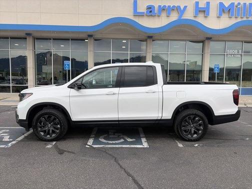 Platinum White Pearl 2026 Honda Ridgeline Sport