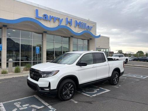 Platinum White Pearl 2026 Honda Ridgeline Sport